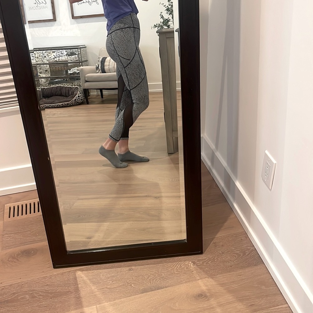 Lululemon crop legging with side pocket